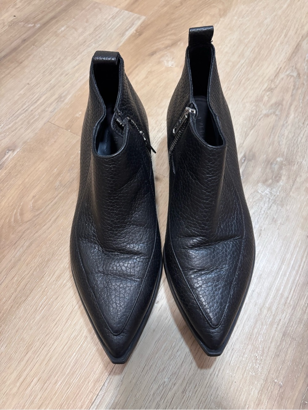 Everlane Womens The Boss Boot Ankle 7 Pointed Toe Heel Pebbled Leather Blk